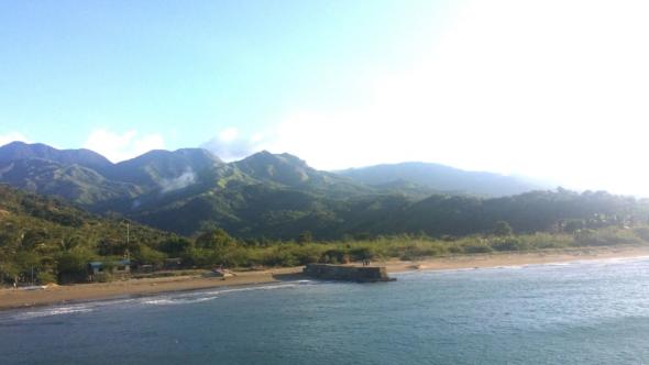 Ausblick auf Mindoro bei der Ankunft – Natur pur!